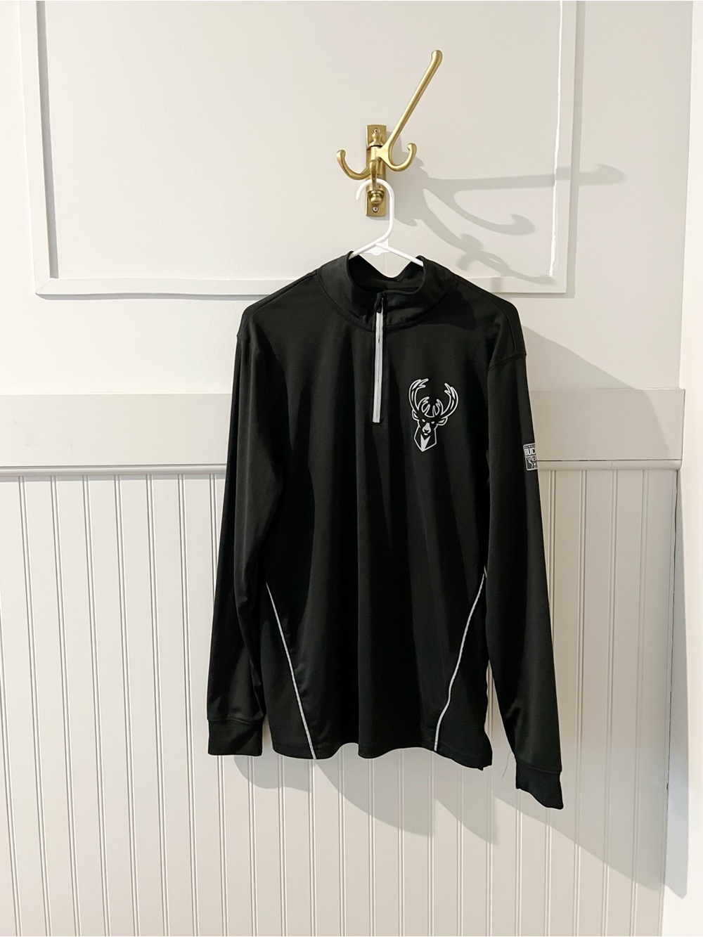NBA Milwaukee Bucks Black Pullover with Signature NBA Tag